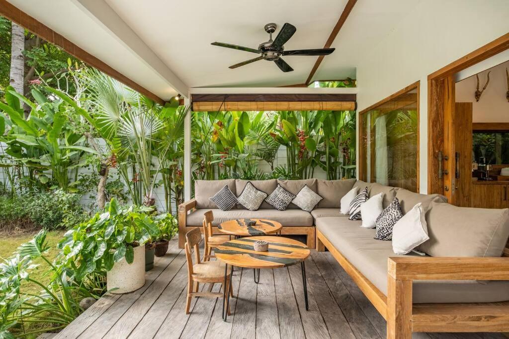 فيلا Designer New 3Bdr - Lush Garden+Pool غيلي تراوانغان المظهر الخارجي الصورة