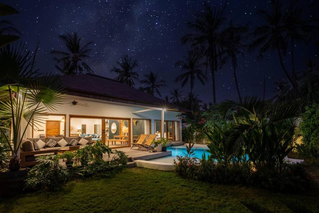 فيلا Designer New 3Bdr - Lush Garden+Pool غيلي تراوانغان المظهر الخارجي الصورة